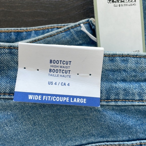 High Rise Bootcut Jeans - Picture 6 of 10